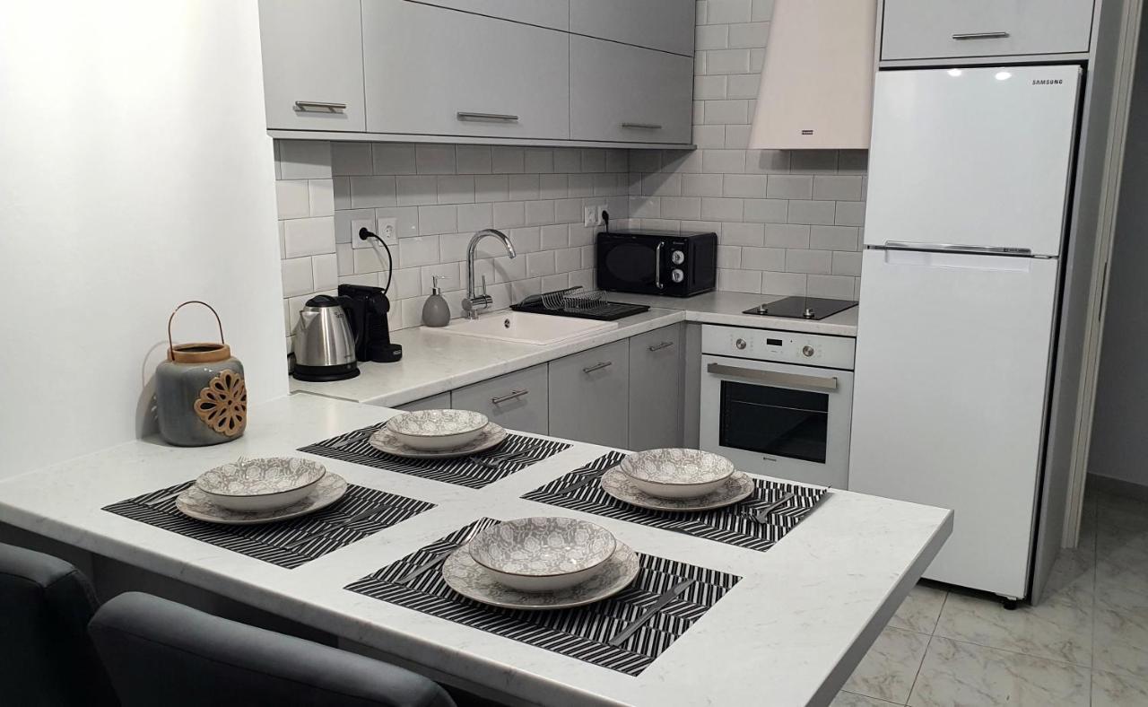 Alexandra'S Boutique House Apartment Triovasalos ภายนอก รูปภาพ
